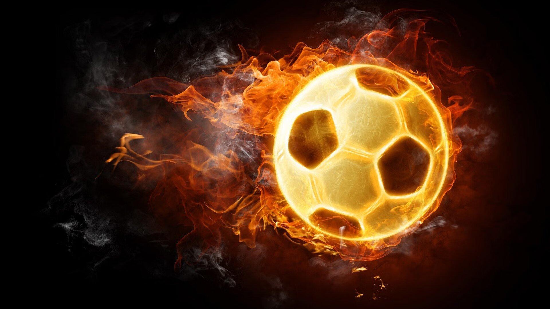 意甲争冠白热化,国际米兰绝杀登顶,尤文图斯紧追不舍